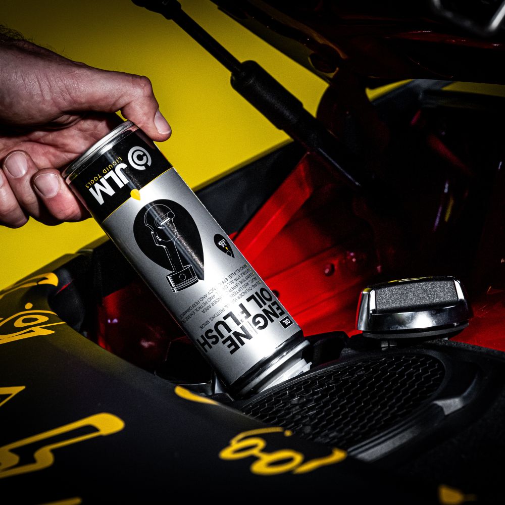 JLM Engine Oil Flush 使用シーン