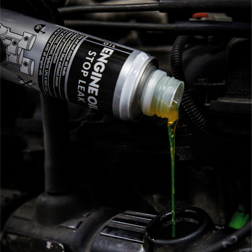 JLM Engine Oil Stop Leak 使用シーン